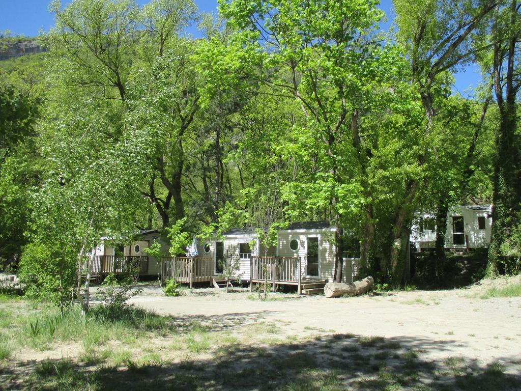 Hotel Les Acacias Vercheny Exterior foto